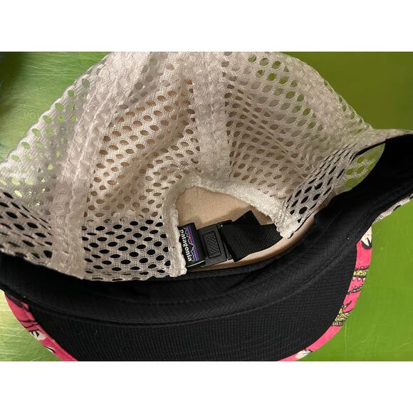 Patagonia pink trucker hat mesh gator adjustable - Picture 2 of 4